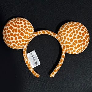 Disney Giraffe Ears 🧡